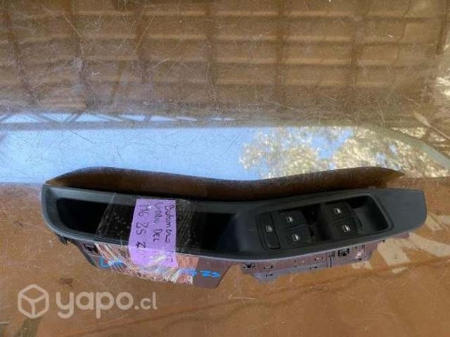 Botonera alza vidrio puerta del Izq MG ZS 2019