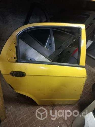 Puerta trasera derecha chevrolet spark lt 2008