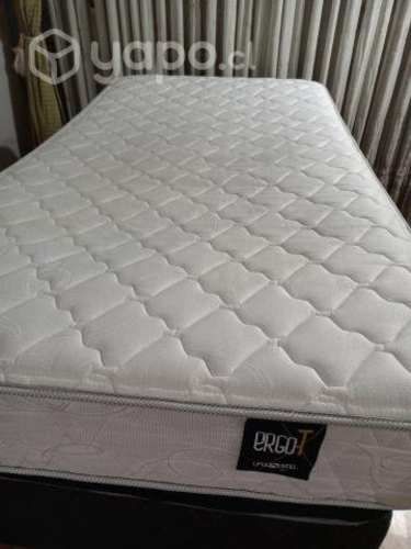 Cama de 1 1/2 Plz. Usada pero impecable