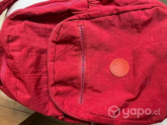 Mochila kipling roja