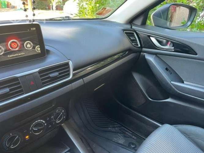 VENTA Mazda 3 2.0 Skyactiv-G V 2016
