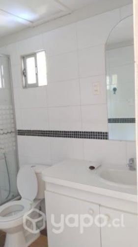 Se arrienda departamento interior