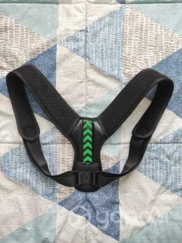 Corrector de postura ajustable