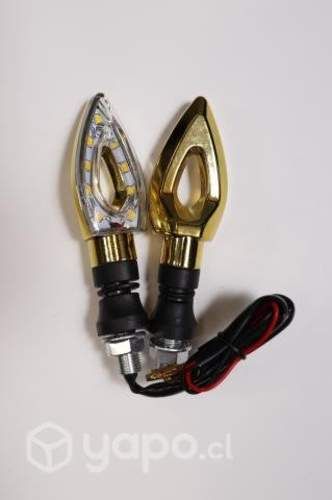 Intermitente LED forma vela Delantero/ Trasero
