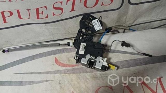 Chapa de puerta TRH Mercedes Benz GLA 220 2015