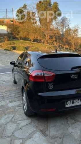 Kia rio 5 2012