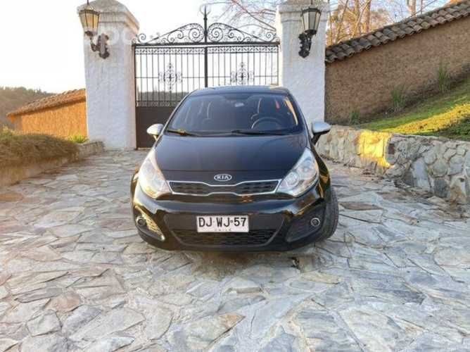 Kia rio 5 2012