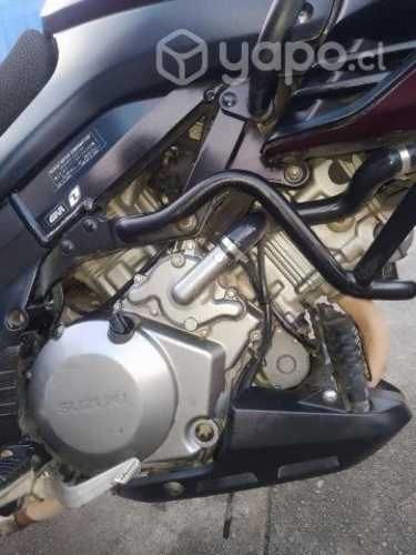 Suzuki v-strom cc1000