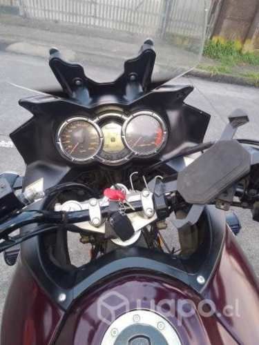 Suzuki v-strom cc1000