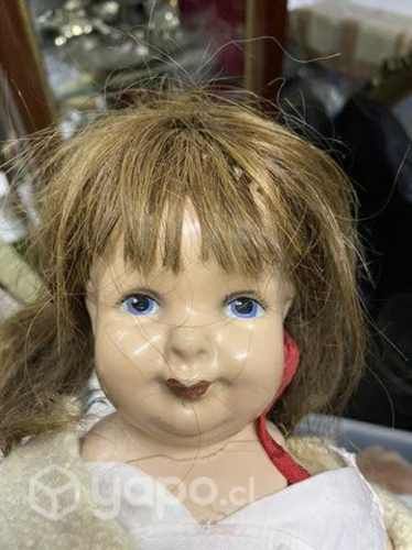 Antiguas muñecas disponibles en Providencia Leones