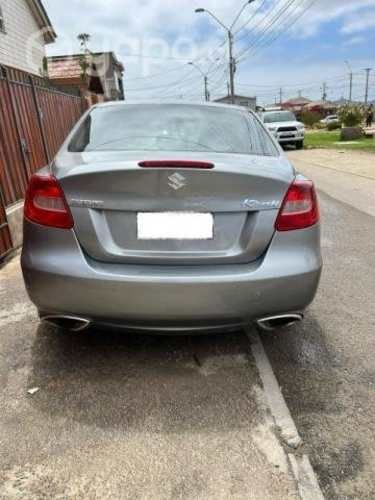 SUZUKI KIZASHI SEDAN 2.4 LIMITED A17