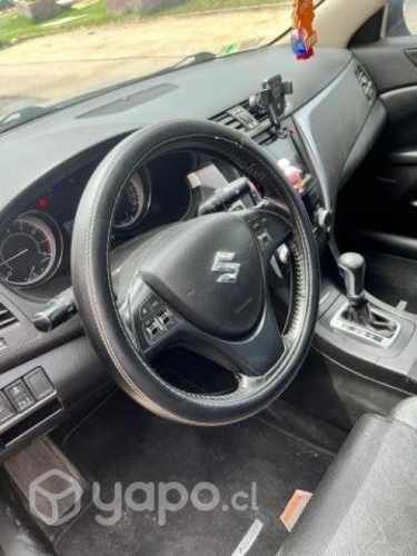 SUZUKI KIZASHI SEDAN 2.4 LIMITED A17