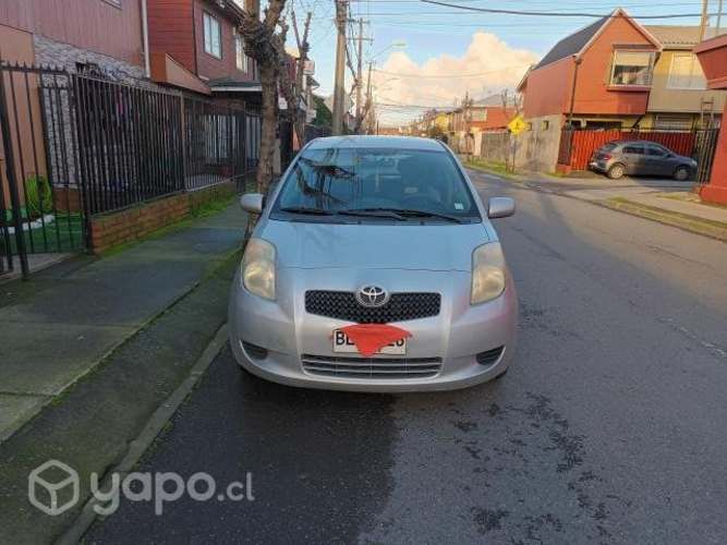 Toyota yaris 2009