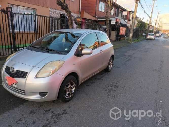 Toyota yaris 2009
