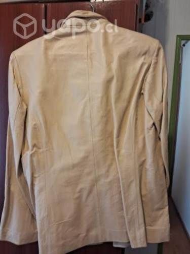 Blazer de cuero.