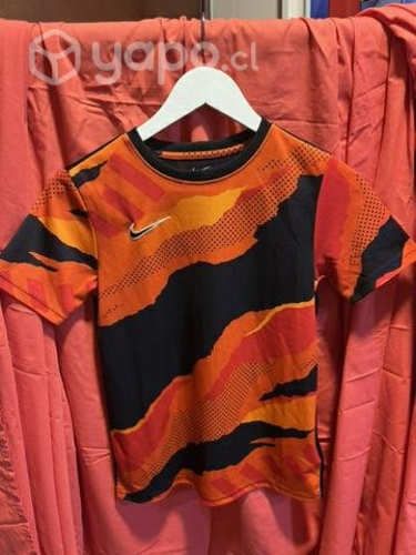 Polera Nike niño 8-10 años