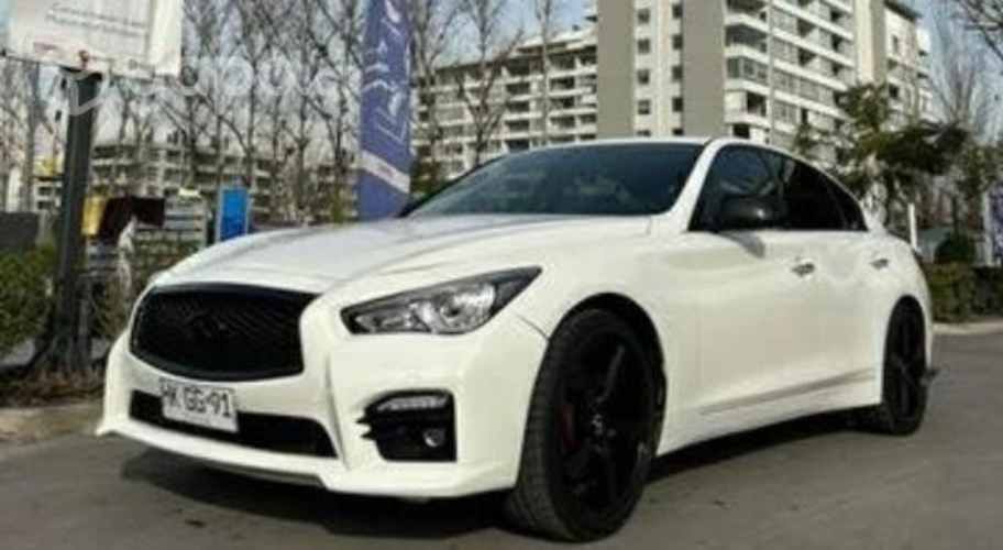 Vendo mi INFINITI por viaje