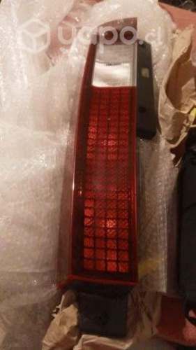 Foco trasero derecho de hyundai staria nuevo