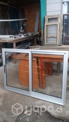 Ventana de aluminio nueva de 1.30 x 0.90