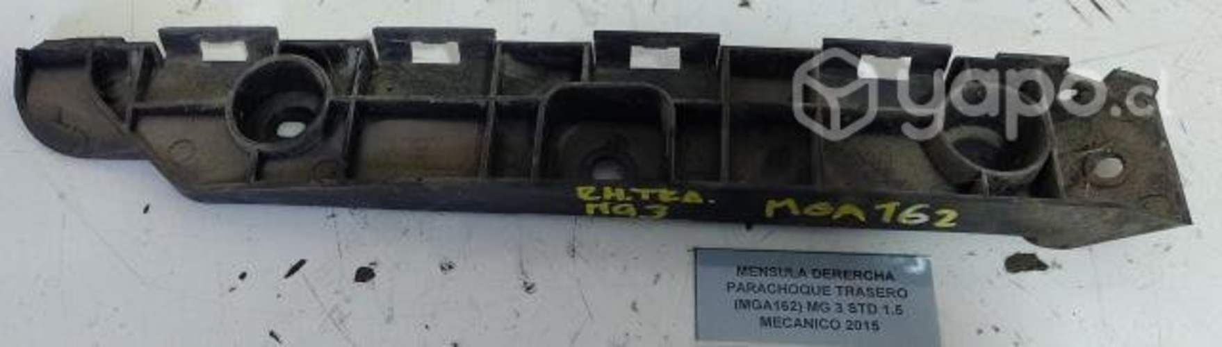 Mensula Derecha Parachoque Tras (MGA162) MG 3 STD