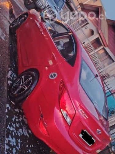 HYUNDAI ACCENT, con detalles estéticos