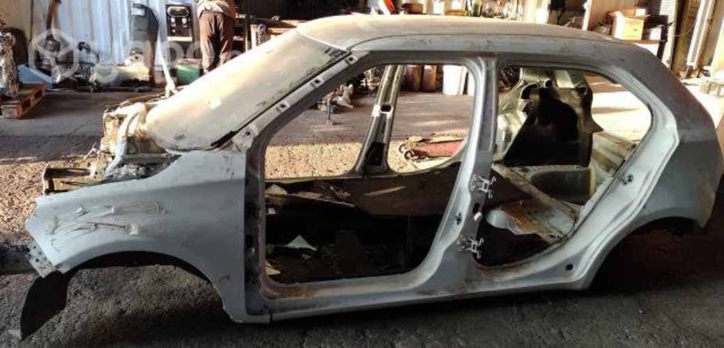 Techo, Pilares, Cola (MGA001) MG 3 STD 1.5 Mec 201