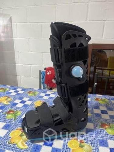 Bota Ortopedica con cámara de aire. Nueva