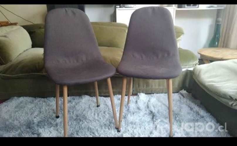 4 sillas + 1 por reparar