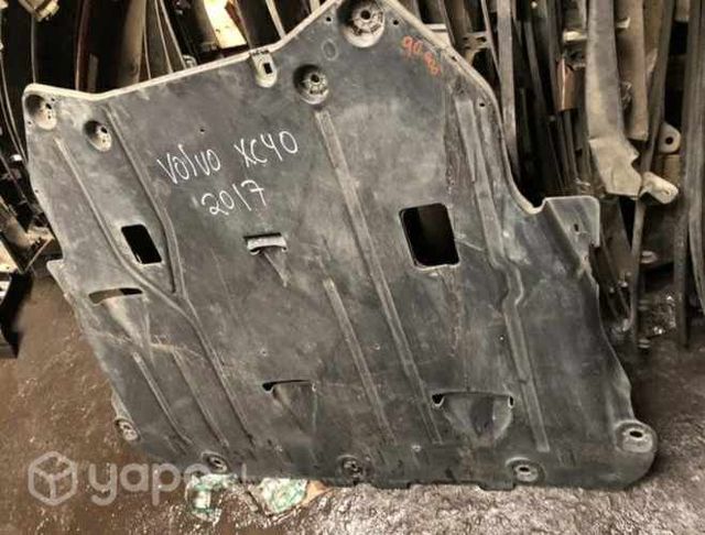 Cubre carter/motor Volvo xc40
