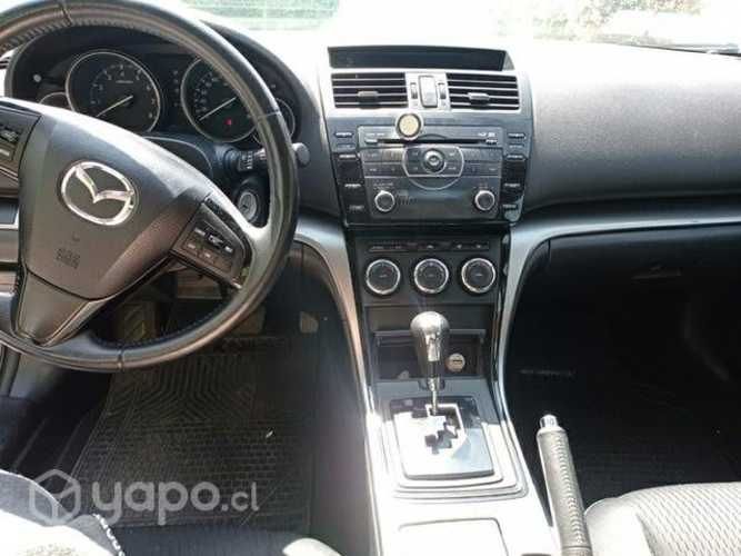 Mazda 6 2012 AT