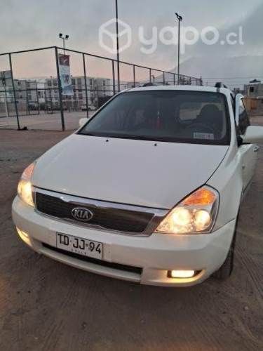 Se vende kia grand carnival