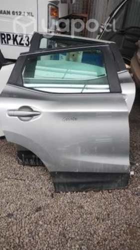 Puerta nissan qahsqai 2017