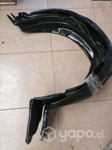 Guardafangos solidos new yaris 2006-2013