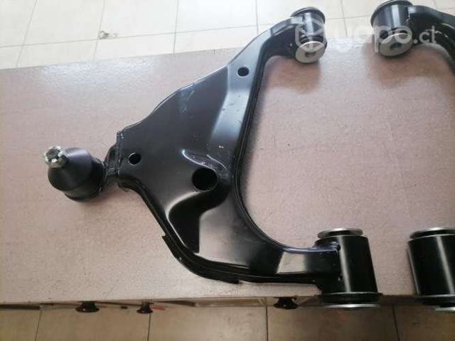 Bandejas toyota hilux 20% menos