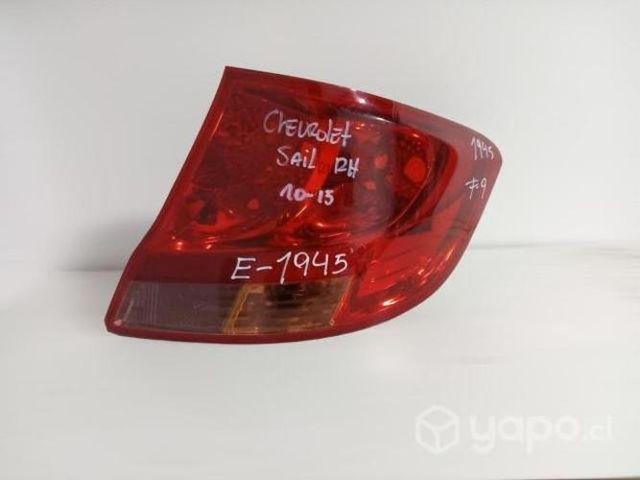 Foco trasero rh chevrolet sail 2010-2015
