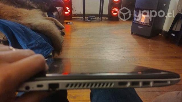 Notebook HP Pavilion 8 ram ,disco duro 250