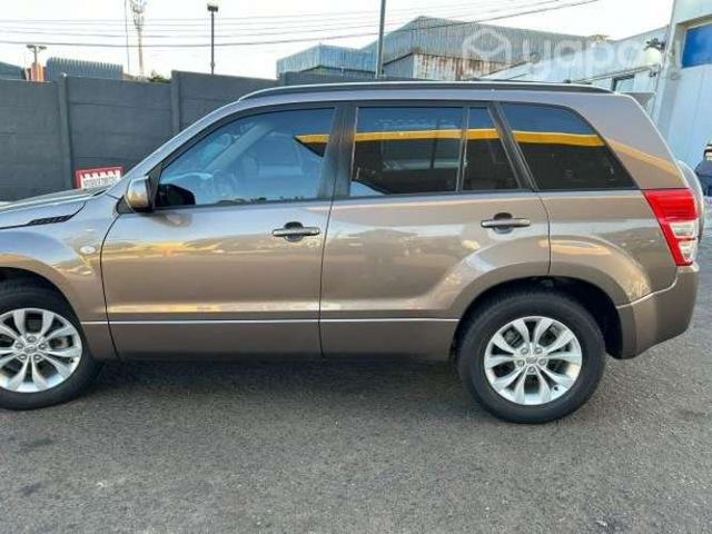 Suzuki grand nomade 2018