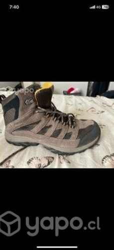 Botín Columbia Modelo crestwood talla 42