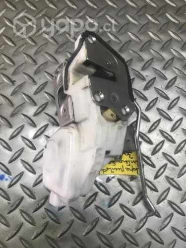 Chapa puerta delantera derecha Mitsubishi Montero