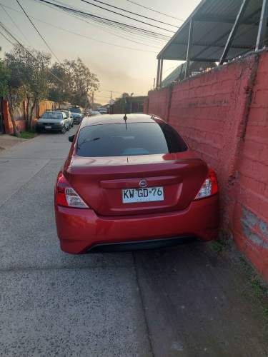 Nissan versa 2019