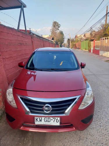Nissan versa 2019