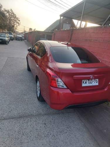 Nissan versa 2019