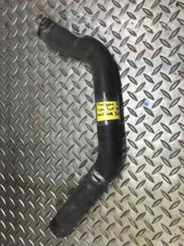 Manguera agua motor inferior Mitsubishi Montero