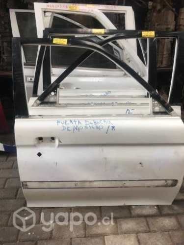 Puerta delantera derecha Mitsubishi Montero Sport