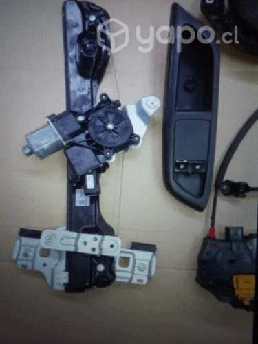 Accesorios puerta chofer chevrolet onix 2016