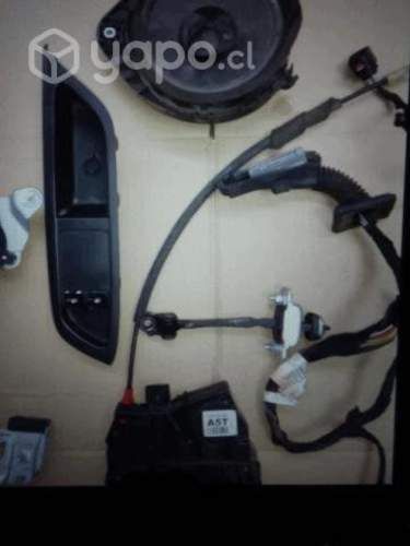 Accesorios puerta chofer chevrolet onix 2016