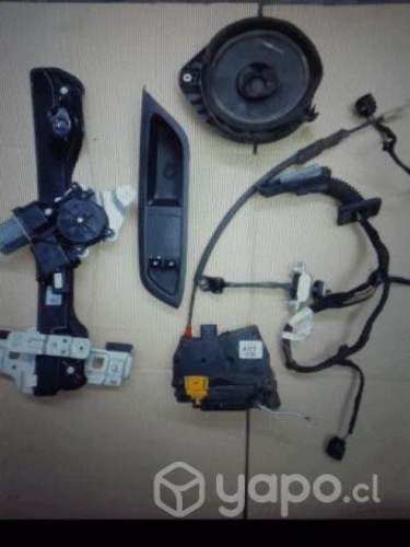 Accesorios puerta chofer chevrolet onix 2016