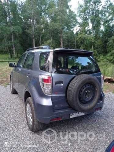 Daihatsu terios wild 1.5 2011