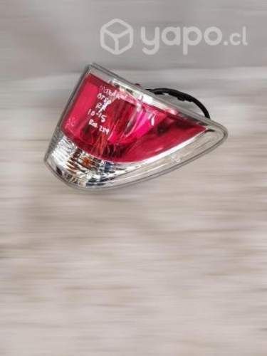 Foco trasero rh mazda bt