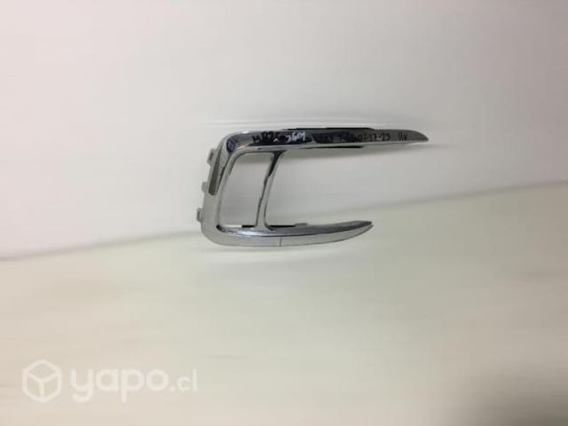 Bisel cromado de neblinero rh chery tiggo 2 2017-2